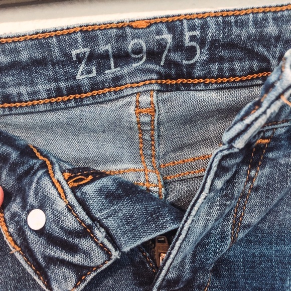 Zara Basic Z-975 Distressed Denim Size 2 - Picture 2 of 3